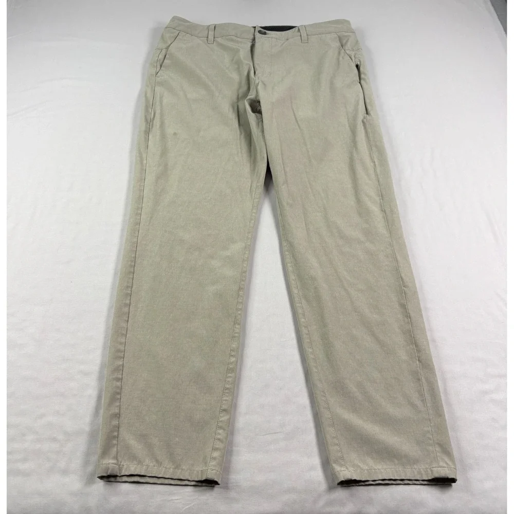 Vuori‎ Aim Pants Mens Size 32 Beige Chino Golf Tech Stretch Performance Casual